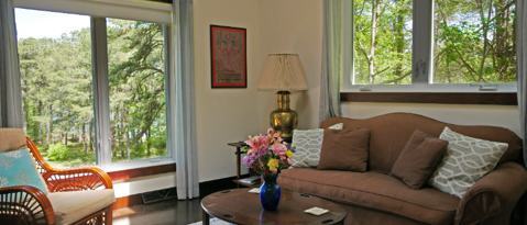 Building Photo - 13 Great Hill Rd