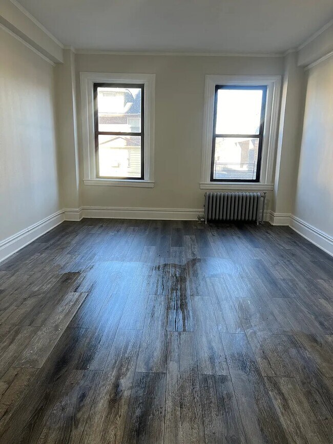 Building Photo - 157 S Harrison St