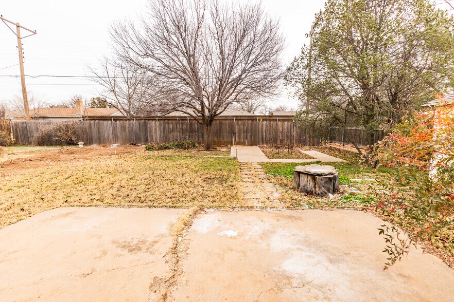 Building Photo - 3705 42nd St