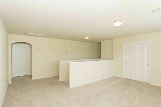 Building Photo - 2535 Elm Crossing Trail