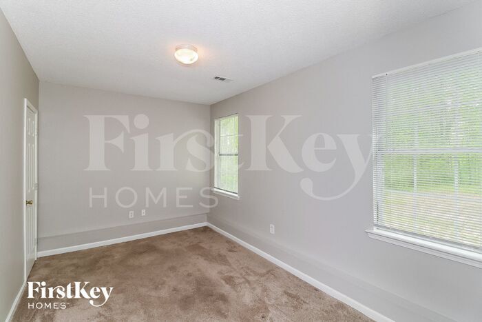 Building Photo - 6284 Sayre Dr NW