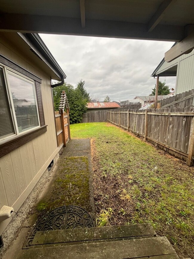 Building Photo - 3-Bedroom 2-Bathroom home in Thurston