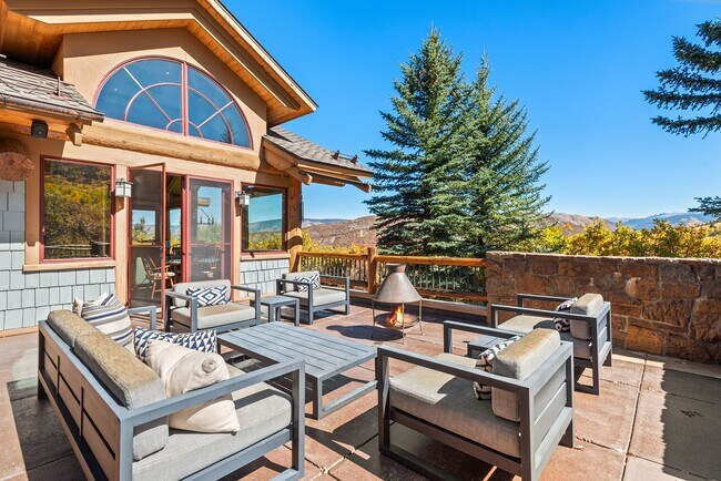 Building Photo - 38 Fox Ln
