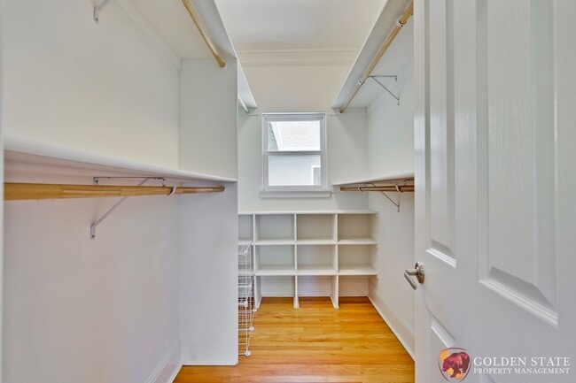 Building Photo - Stunning 3,278 square foot 4 Bedroom 3.5 b...
