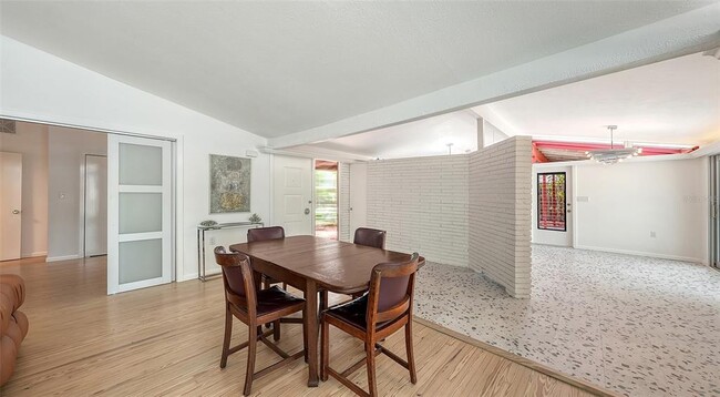 Building Photo - 4830 Higel Ave