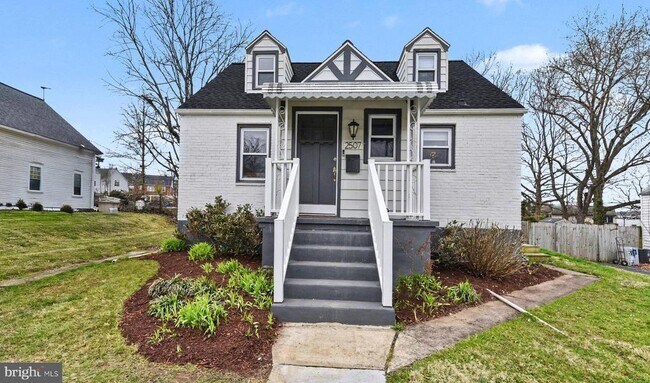 Building Photo - 2507 Glencoe Rd