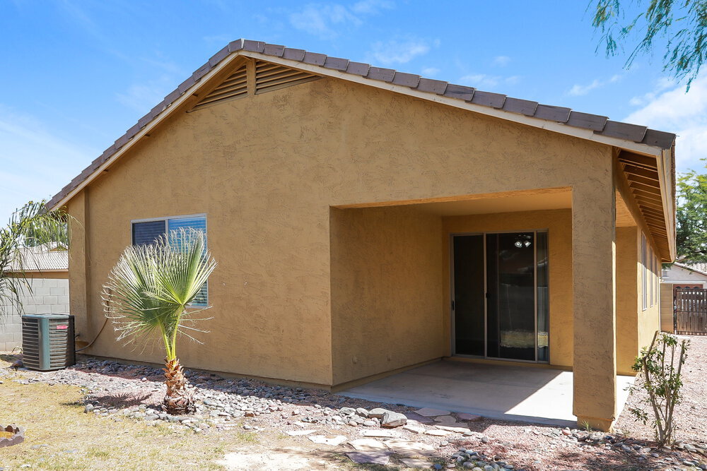 Building Photo - 45982 W Long Way