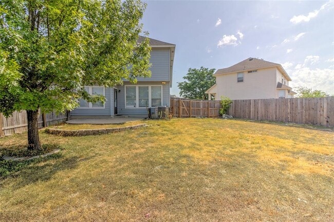 Building Photo - 2851 Southampton Way