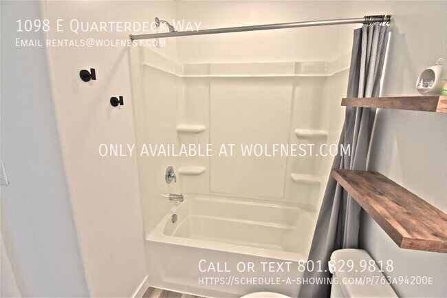 Building Photo - 1098 Quarter Deck Wy