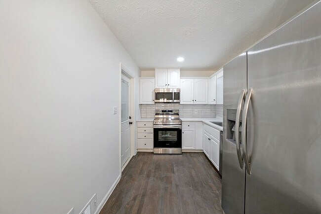 Building Photo - 1769 Hammond Woods Cir SW