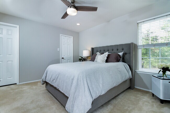 Building Photo - 3312 Wyndham Cir