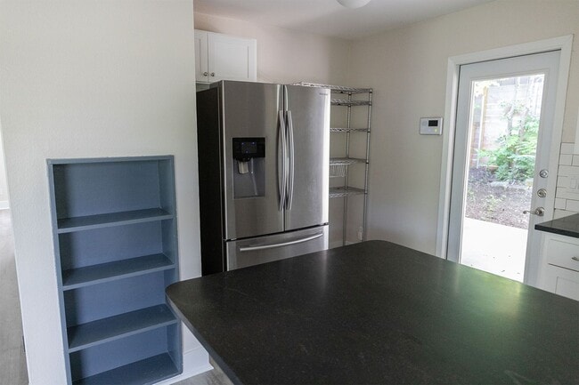 Building Photo - 1507 Grayford Dr
