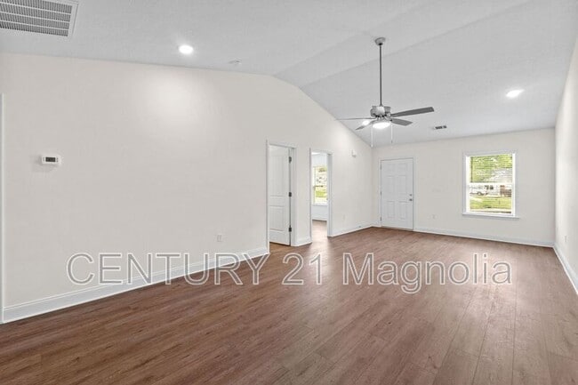 Building Photo - 2219 Archer Ln