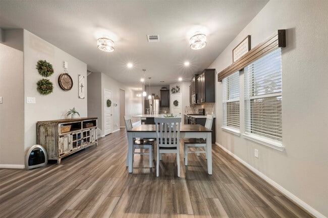 Building Photo - 13010 Red Blossom Cir