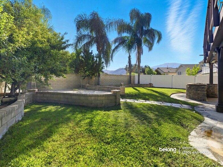 Building Photo - 26536 Brant Way