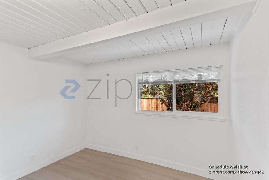 Building Photo - 4201 Ruthelma Ave