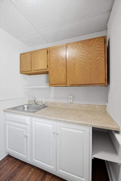 Building Photo - 4 Gay St