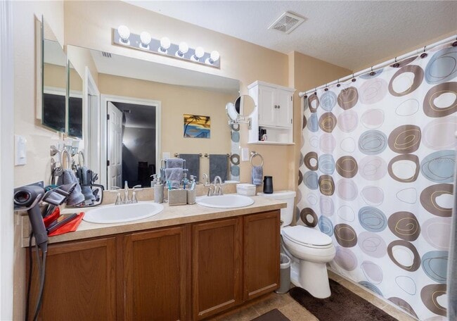 Building Photo - 30930 Temple Stand Ave