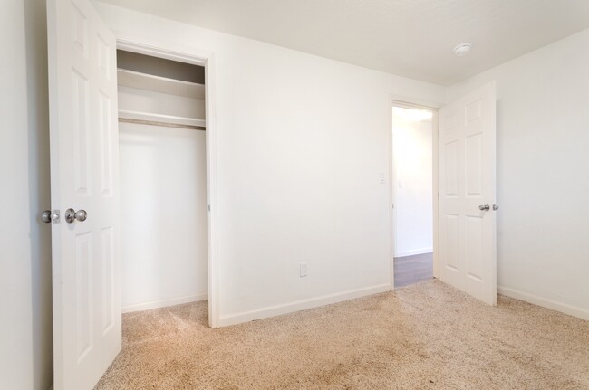 Bedroom 2 View 2 - 675 Shelton Ave NE