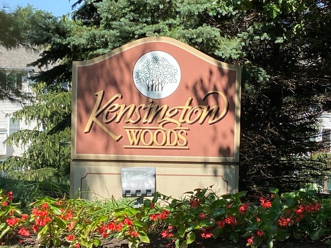 Building Photo - 2002 Larson Dr