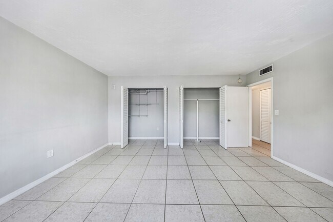 Building Photo - 801 Meridian Ave