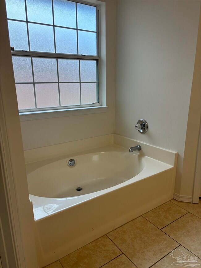 Building Photo - 5687 Sweet Birch Ln