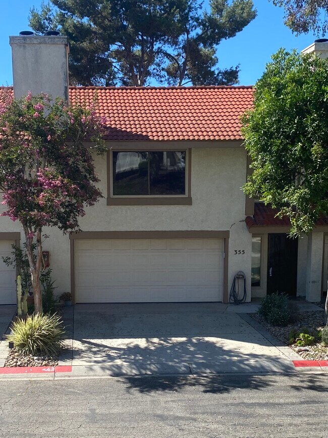 Primary Photo - 355 Windy Ln