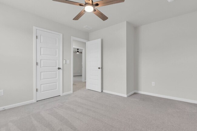 Building Photo - Single Family Home - Long Term Rental