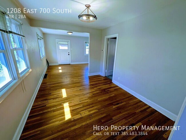 Building Photo - 1208 E 700 S