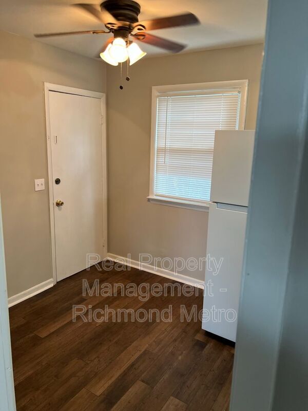 Building Photo - 1140 Shuford Ave