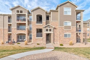 Building Photo - 1450 Blue Sky Way