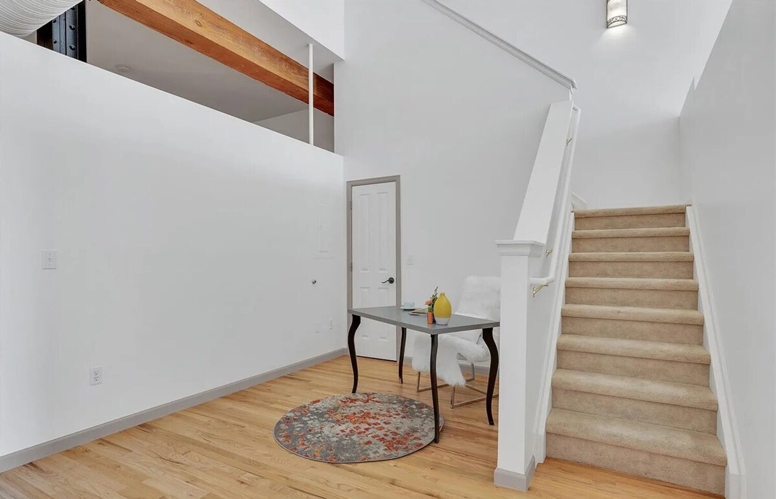 Building Photo - 1555 California St