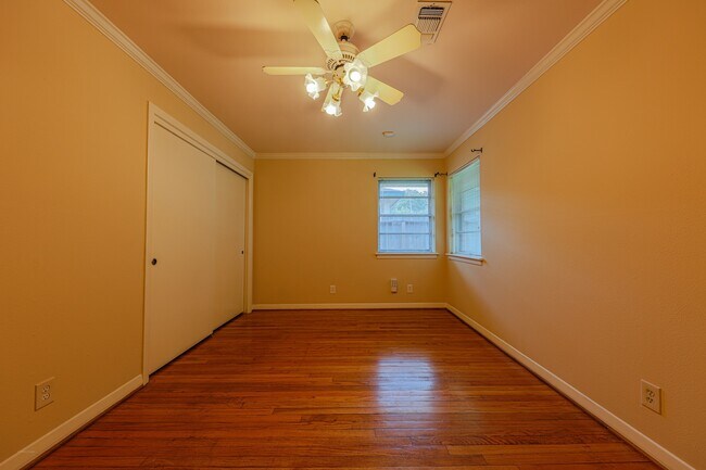 Building Photo - 4745 Warm Springs Rd