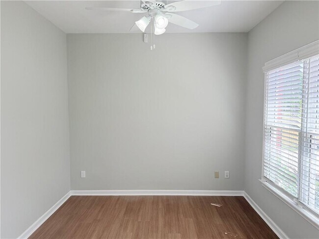 Building Photo - 6730 Wolford Ct