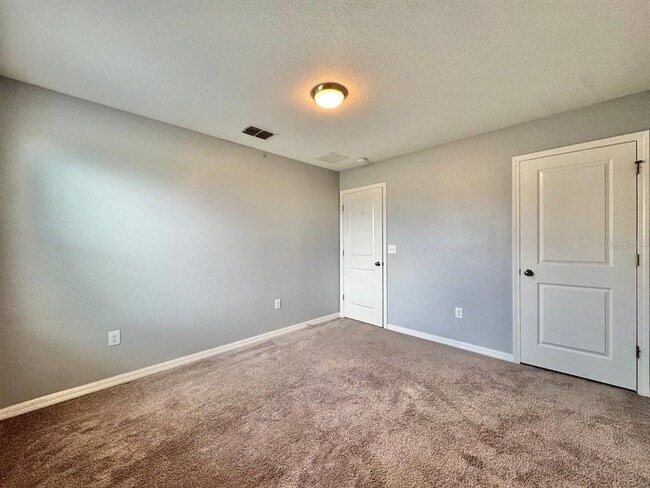 Building Photo - 6533 Trent Creek Dr