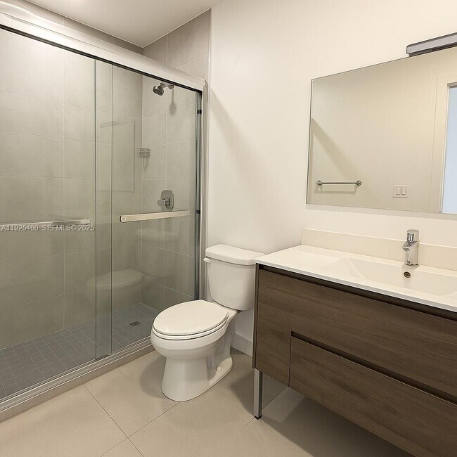 Building Photo - 1950 Fletcher St