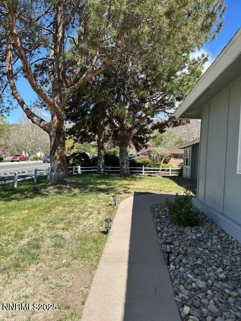 Building Photo - 7050 Pembroke Dr