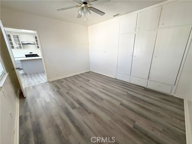 Building Photo - 587 E Arrow Hwy