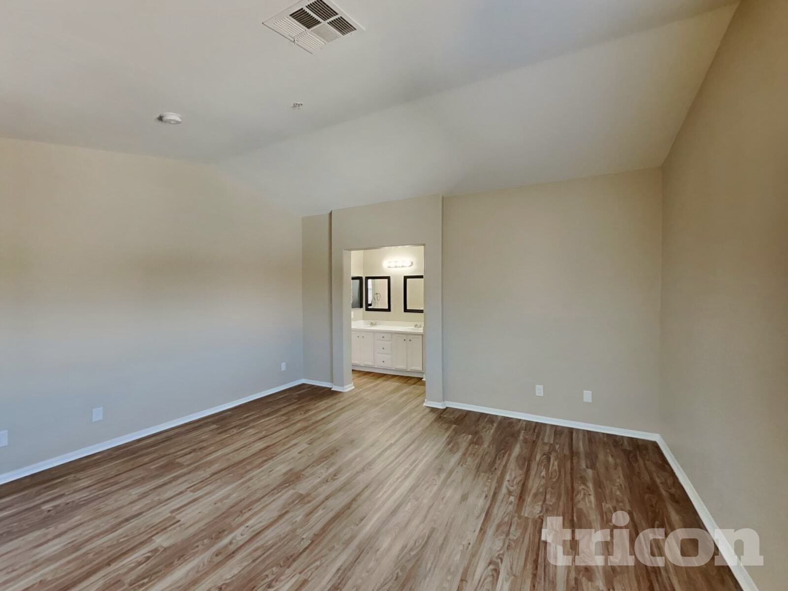Building Photo - 2922 Trembling Hill Ave