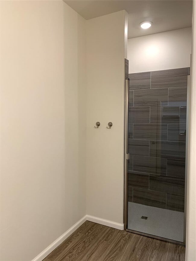 Building Photo - 3341 Enclave Pl