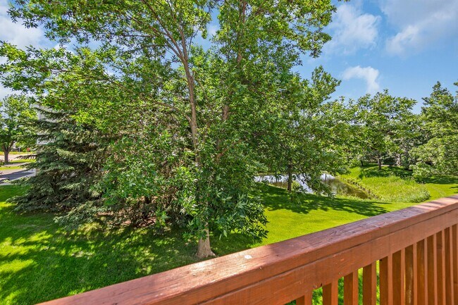 Building Photo - 15612 Float Ct