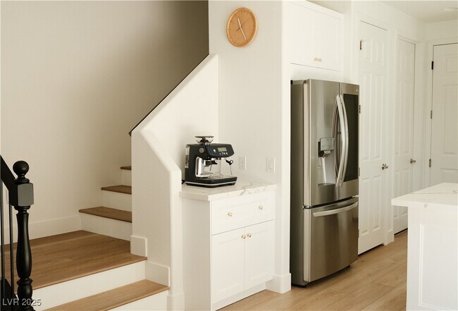 Building Photo - 2276 Aragon Canyon St