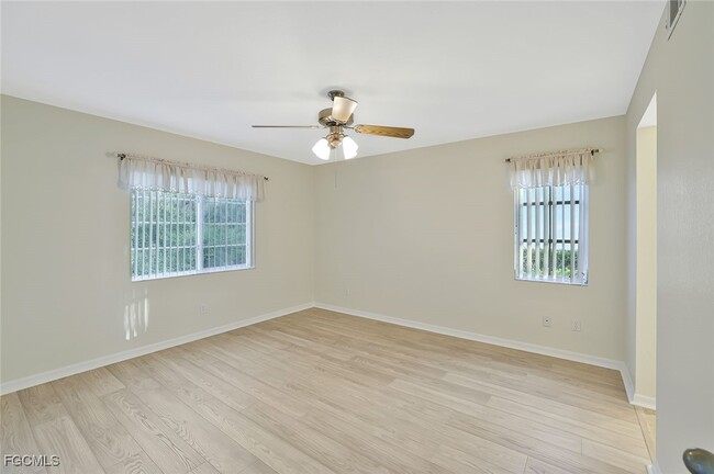 Building Photo - 292 Belina Dr