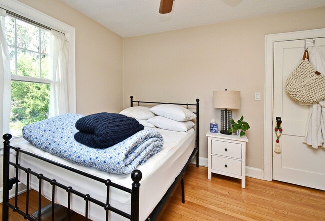 Building Photo - Renovated Home in the Heart of Orlando's M...