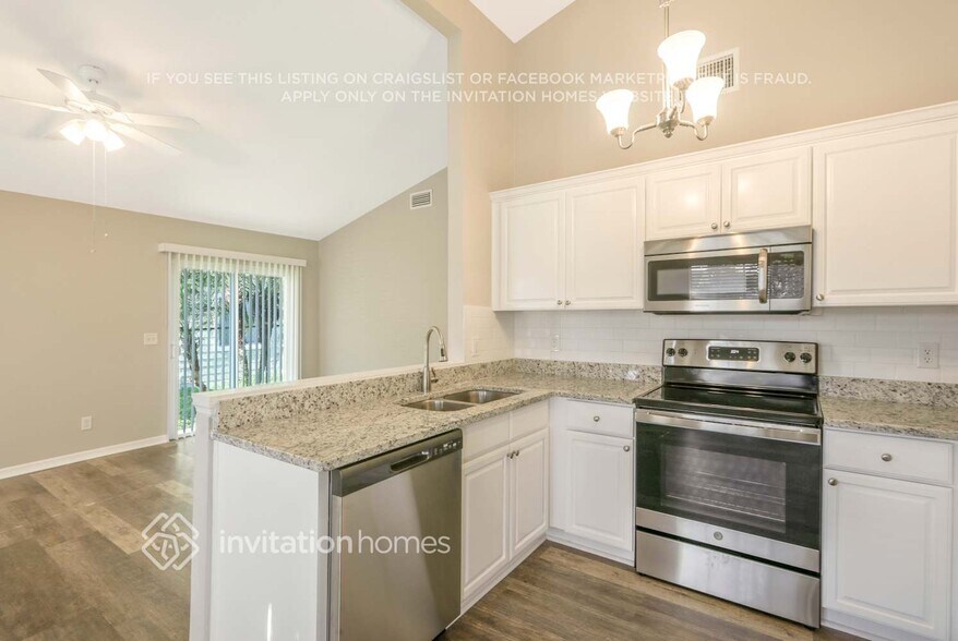 Building Photo - 8234 Riverboat Dr