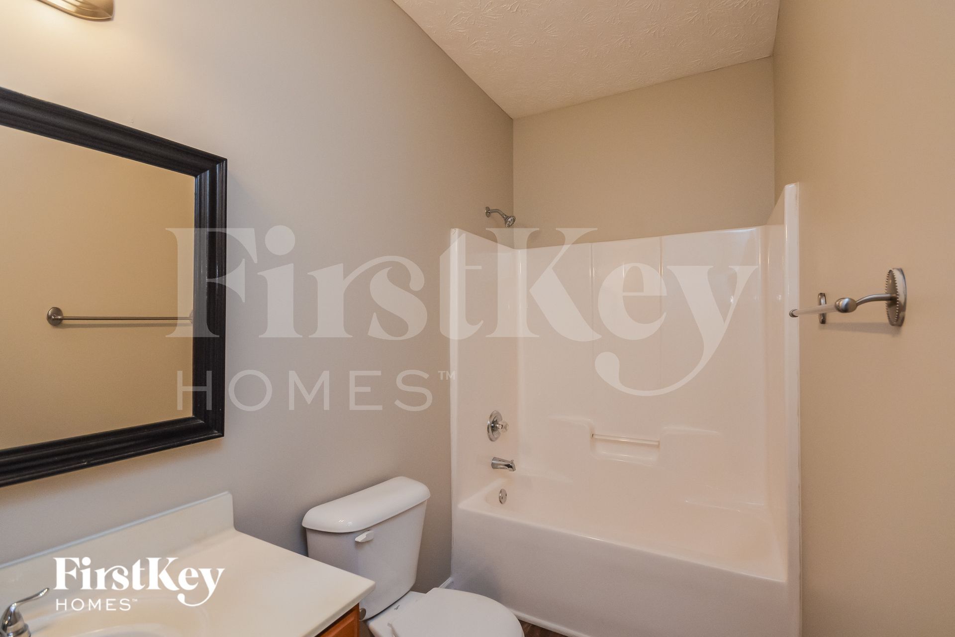 Building Photo - 1425 Hollow Springs Ct