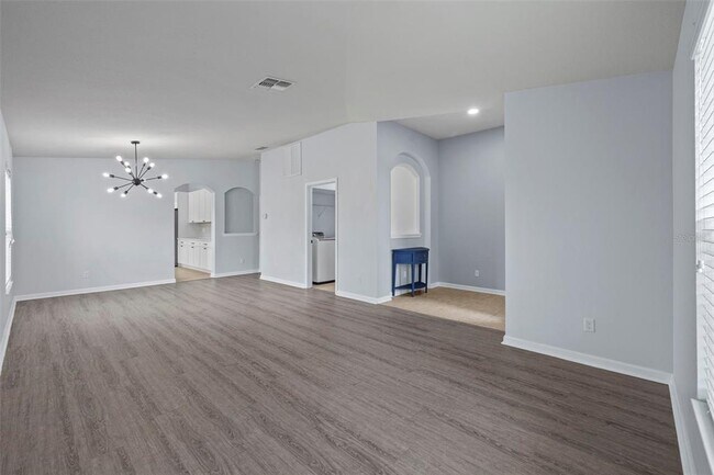 Building Photo - 5941 106th Terrace E