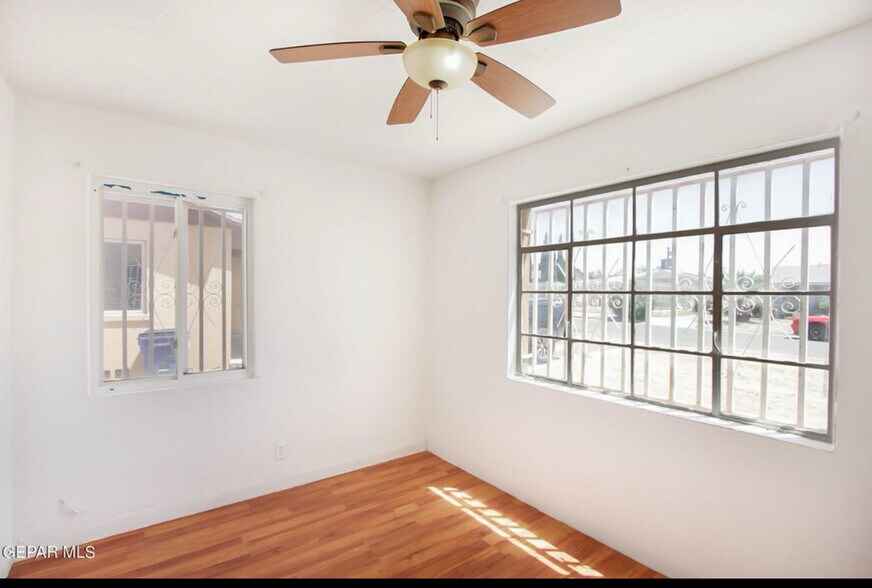 Building Photo - 4305 Frankfort Ave