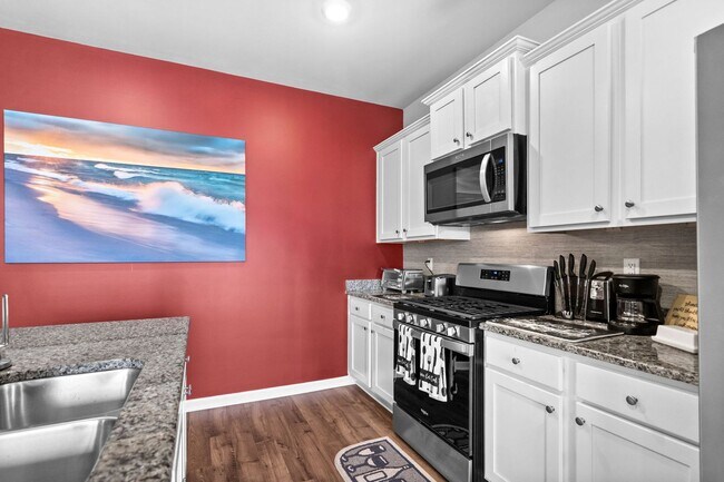 Building Photo - 3927 Nandina Ct