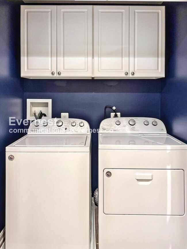 Building Photo - 8134 Villaggio Dr